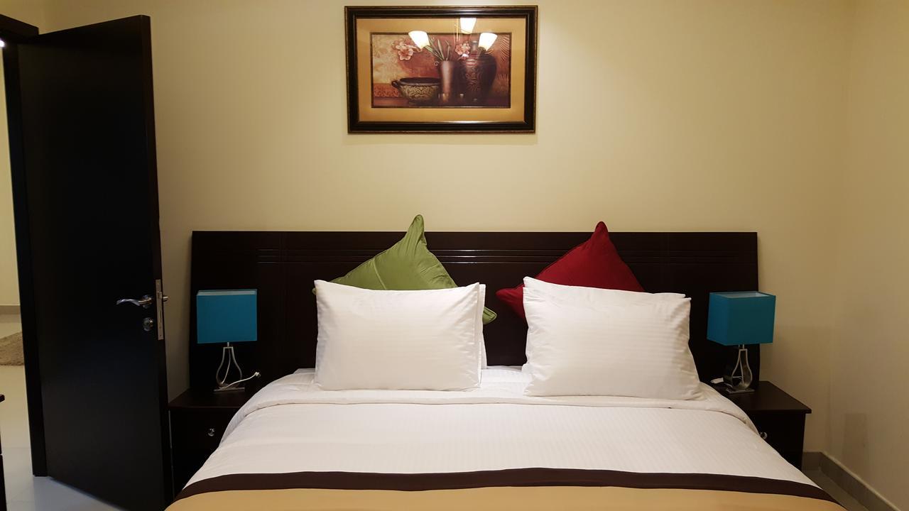 Travellers Hotel Apartment Ντουμπάι Δωμάτιο φωτογραφία